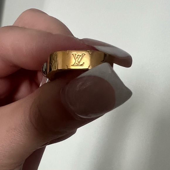Louis Vuitton Nanogram Ring - Picture 4 of 8